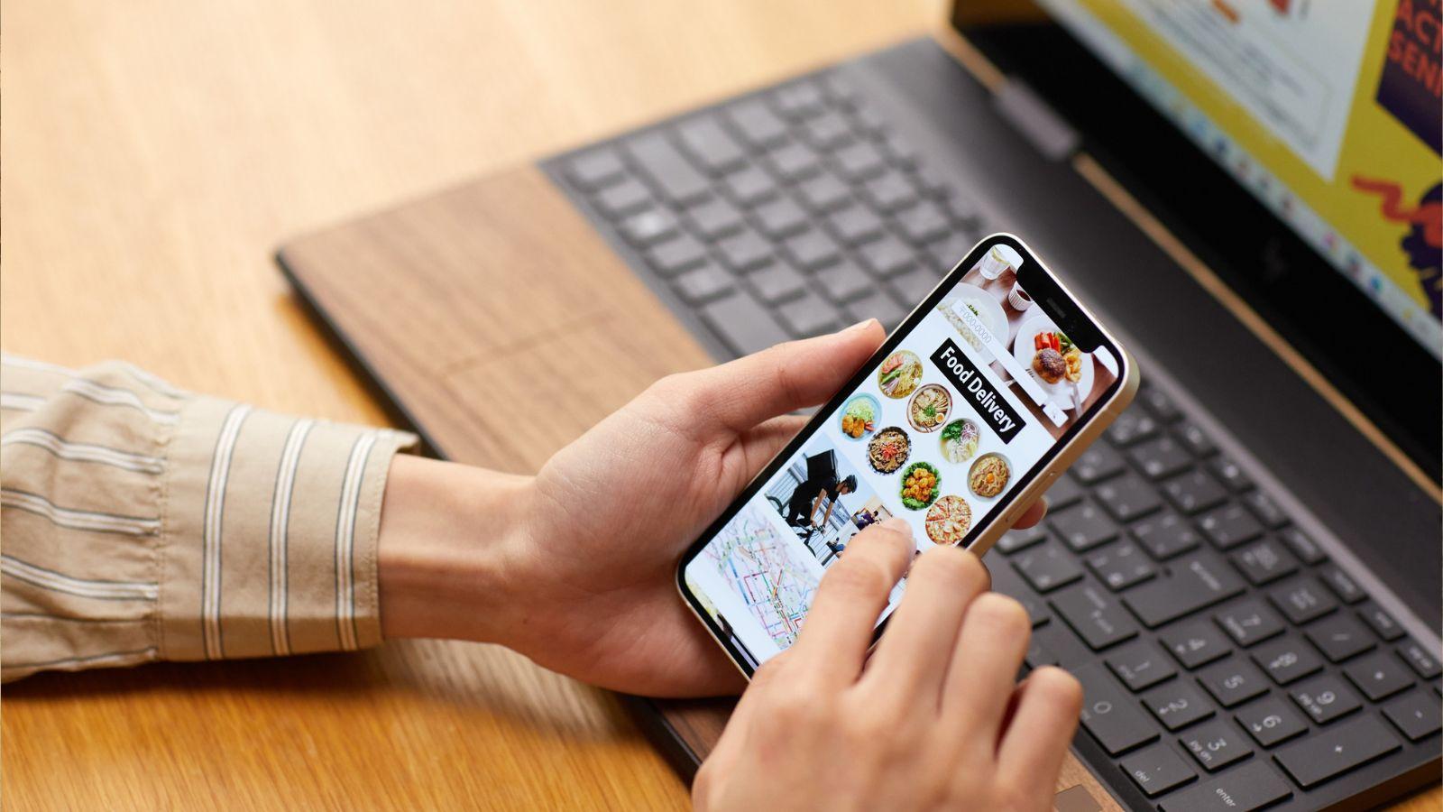 progressive web apps, native app store casino, casino app downloads, mobile gambling apps, casino PWA advantages, native casino apps, best casino apps 2024, online casino app trends, web app casino solutions, mobile casino user experience